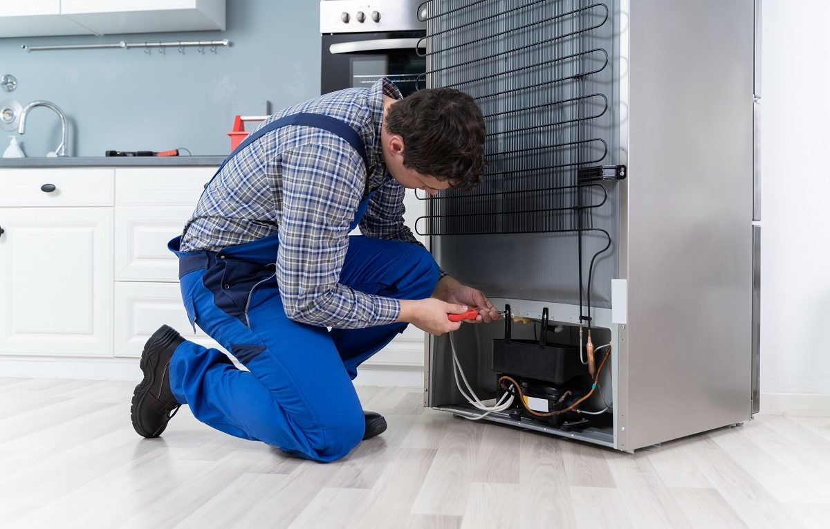 Como Realizar a Limpeza de Peças do Refrigerador: Guia para Técnicos Refrigeristas